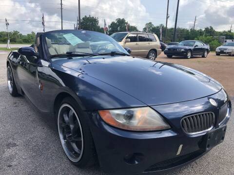2005 BMW Z4 for sale at B AND D AUTO SALES in Spring TX
