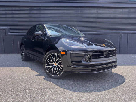 2026 Porsche Macan T