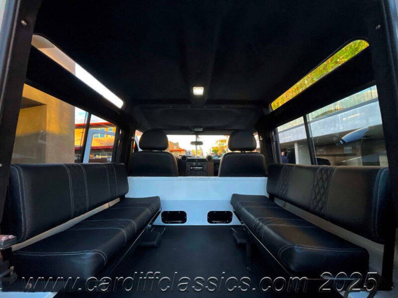 1985 Land Rover Defender