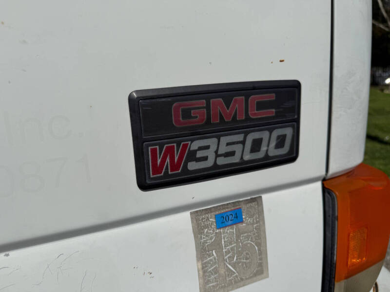 2001 GMC W4500