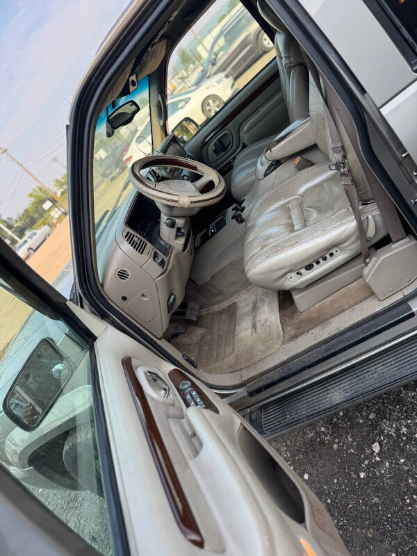 2000 Cadillac Escalade