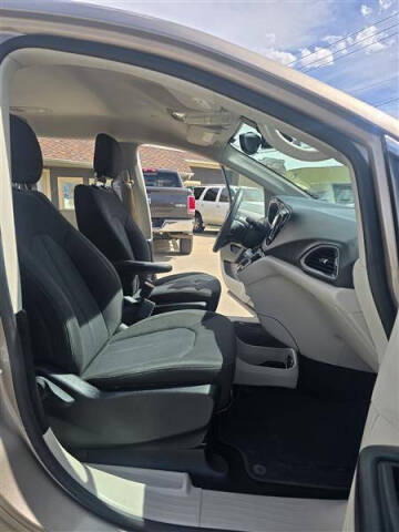 2017 Chrysler Pacifica Touring