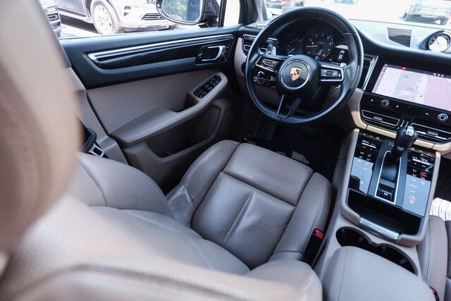 2022 Porsche Macan