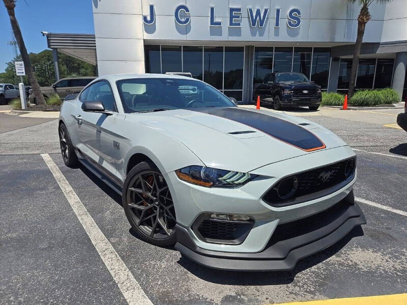 2022 Ford Mustang Mach 1