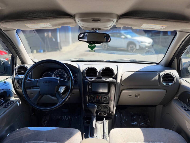 2004 GMC Envoy SLE