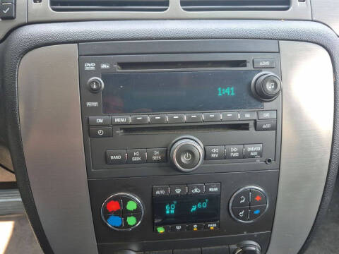 2011 Chevrolet Suburban LT