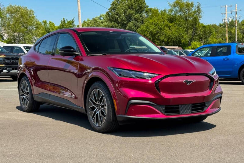 2025 Ford Mustang Mach-E Premium