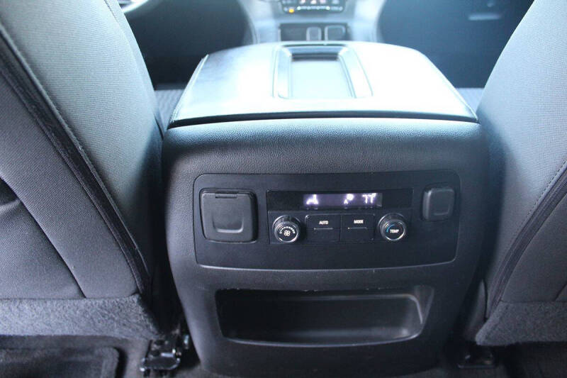 2016 GMC Yukon SLE