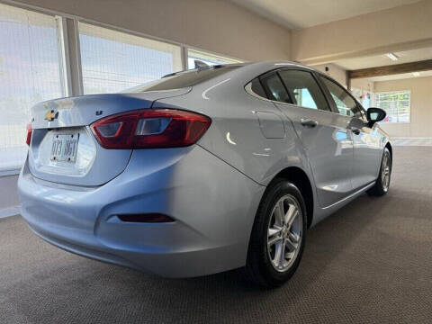 2017 Chevrolet Cruze LT Auto