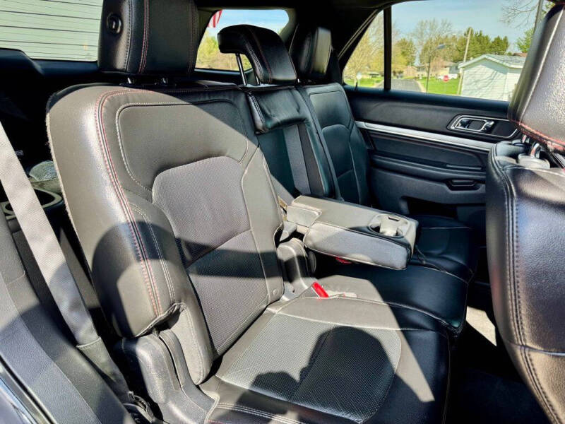 2017 Ford Explorer Sport
