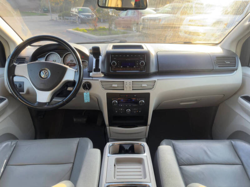 2009 Volkswagen Routan