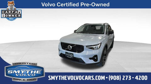 2024 Volvo XC40 B5 Plus Dark Theme