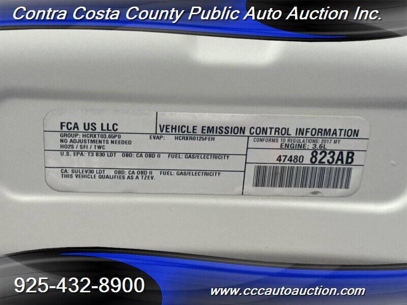 2017 Chrysler Pacifica Hybrid Touring Plus