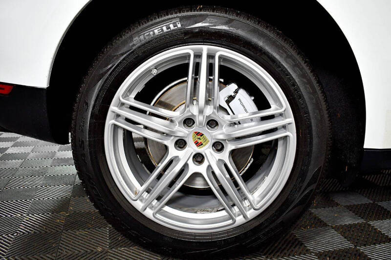 2016 Porsche Macan S