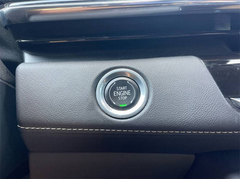 2022 Cadillac Escalade Sport