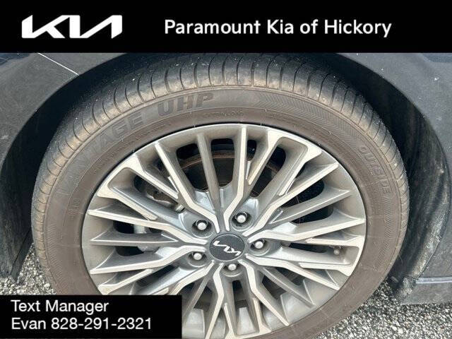 2022 Kia Forte GT Line