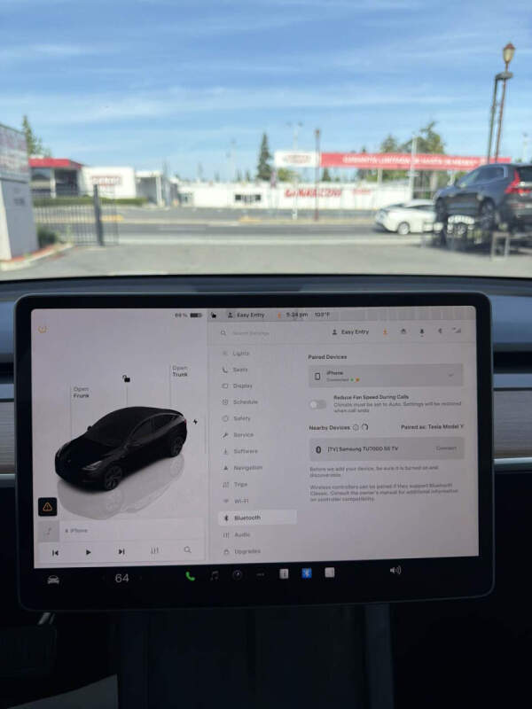 2025 Tesla Model Y Long Range