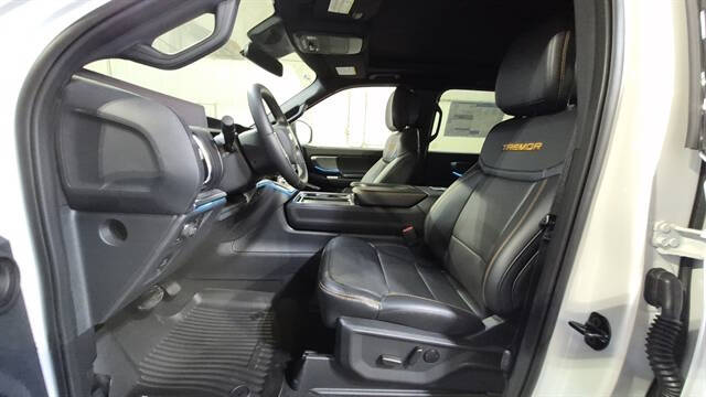2027 Ford Expedition Tremor