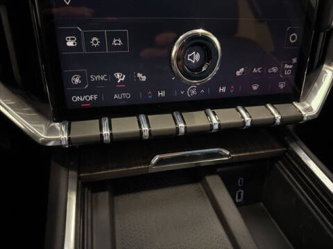 2025 GMC Acadia Denali