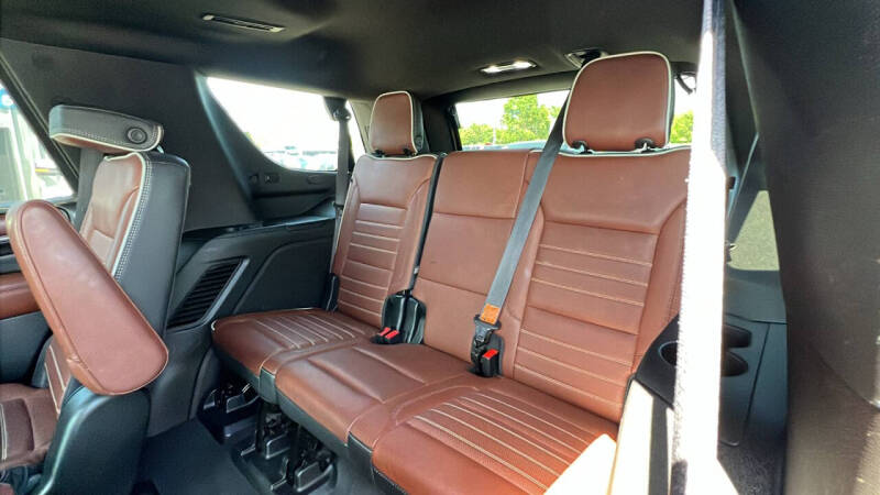 2023 GMC Yukon Denali Ultimate