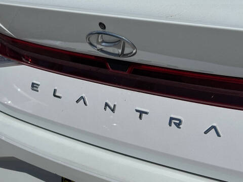 2021 Hyundai Elantra