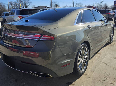 2017 Lincoln MKZ Select