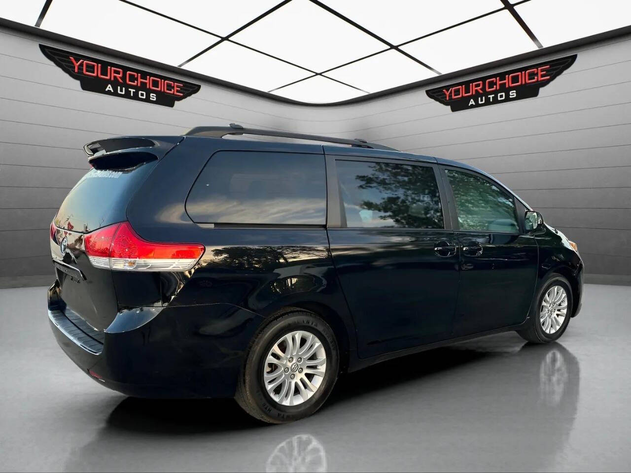 ToyotaSienna5