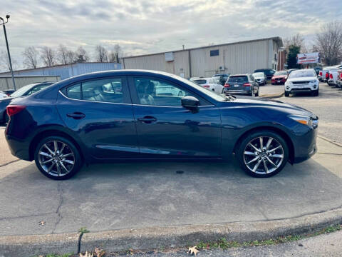 2018 Mazda MAZDA3 Touring