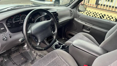 2001 Ford Explorer XLT