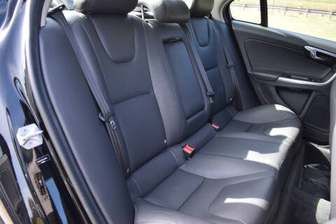 2015 Volvo S60 T5 Premier Plus