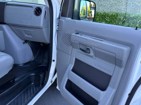 2011 Ford E-Series E-150