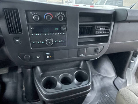 2015 GMC Savana 2500