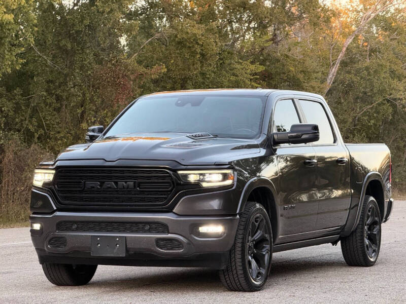 2023 RAM Ram 1500 Pickup Limited's photo