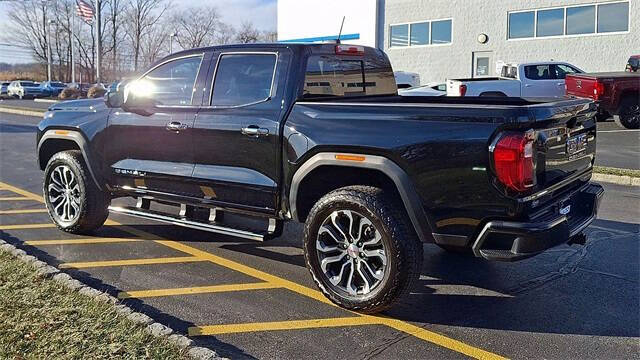 2024 GMC Canyon Denali