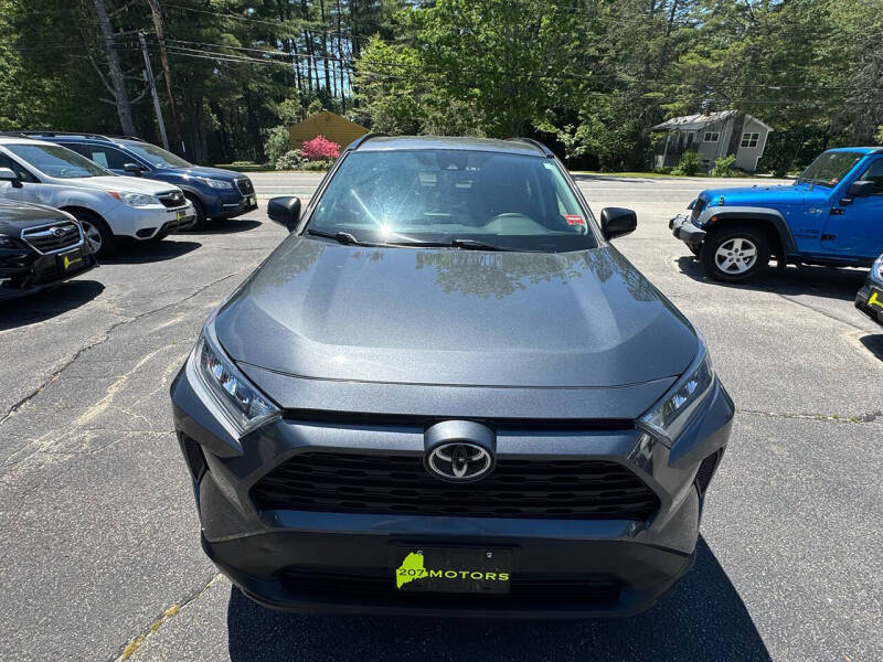 2020 Toyota RAV4 LE