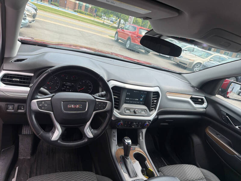 2019 GMC Acadia SLE-2