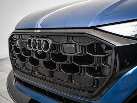 2024 Audi SQ8 4.0T quattro Premium Plus