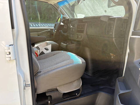 2018 GMC Savana 2500