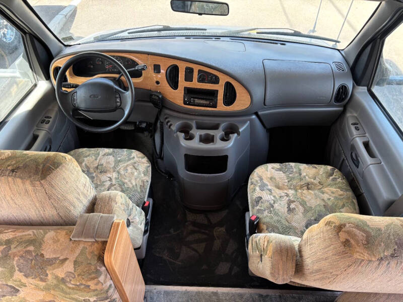 2001 Jamboree 27'