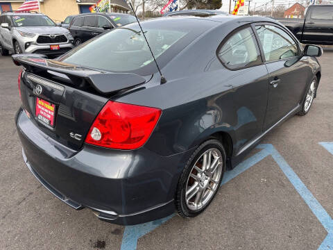 2005 Scion tC