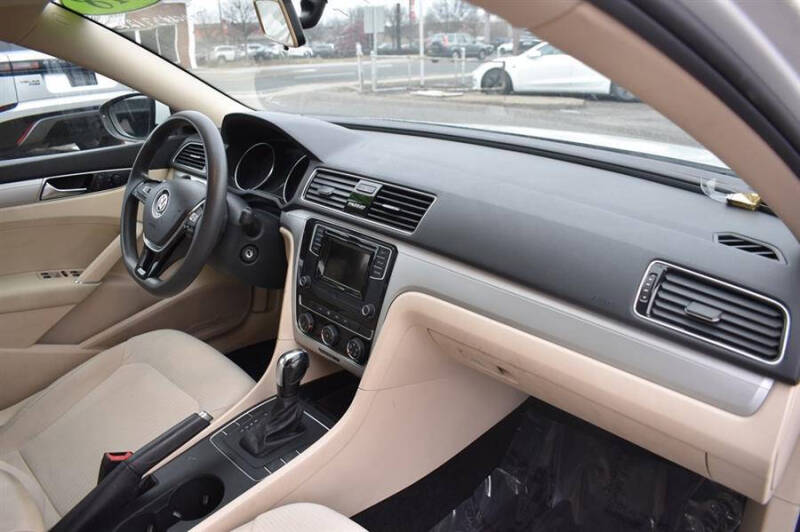 2018 Volkswagen Passat 2.0T S