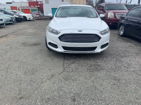 2013 Ford Fusion for sale at Urban Auto Connection in Richmond VA