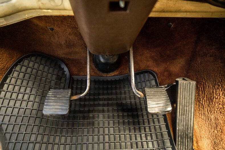 1982 Volkswagen Vanagon Camper