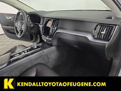 2024 Volvo S60 B5 Core Dark Theme