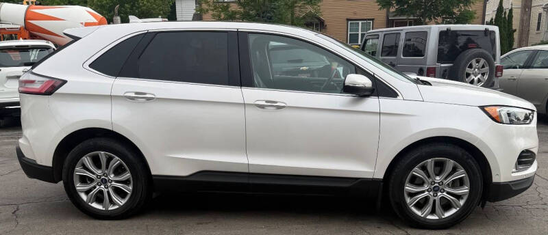 2019 Ford Edge Titanium