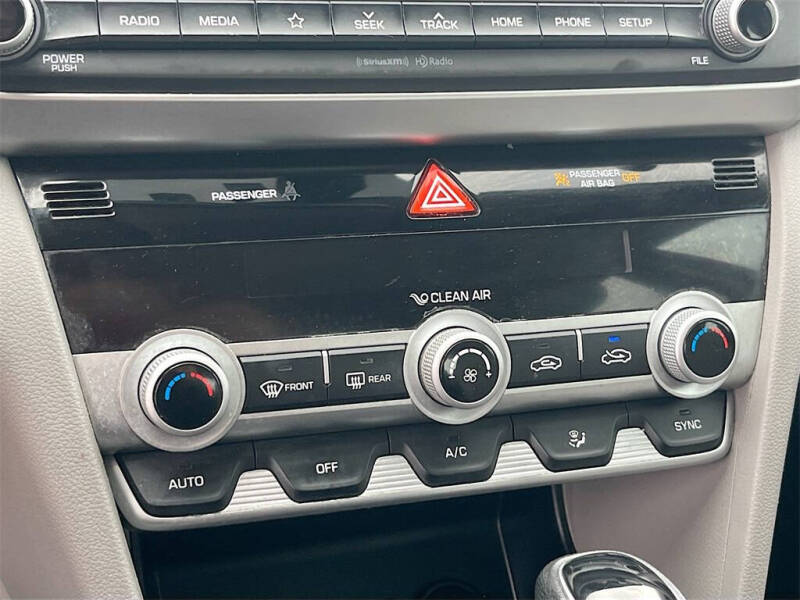 2020 Hyundai Elantra