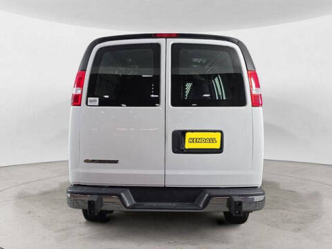 2024 Chevrolet Express 2500