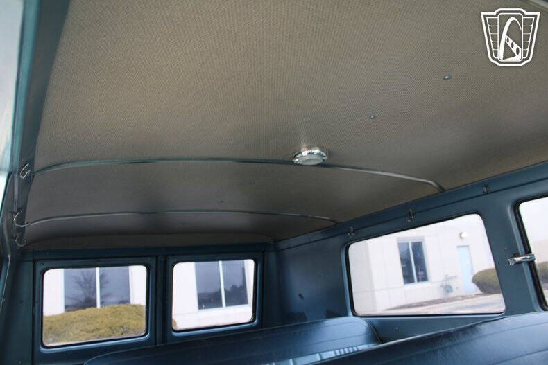 1967 Ford E-150