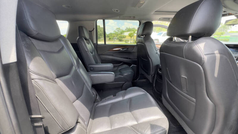 2014 Cadillac Escalade ESV Luxury