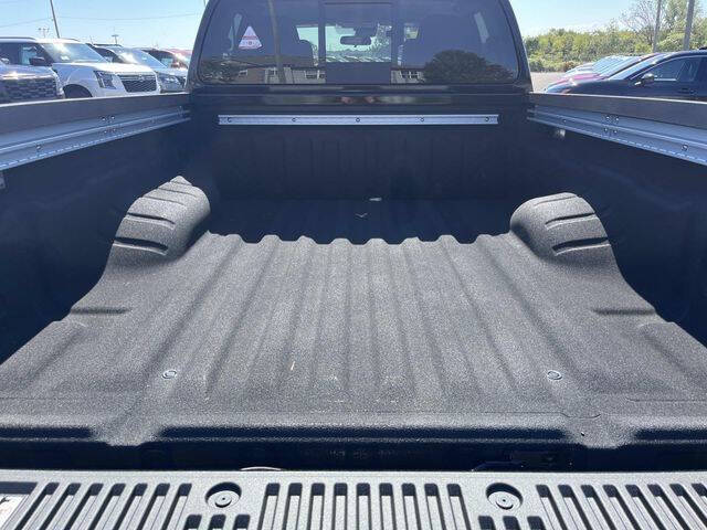 2026 Nissan Frontier SV - Photo 12